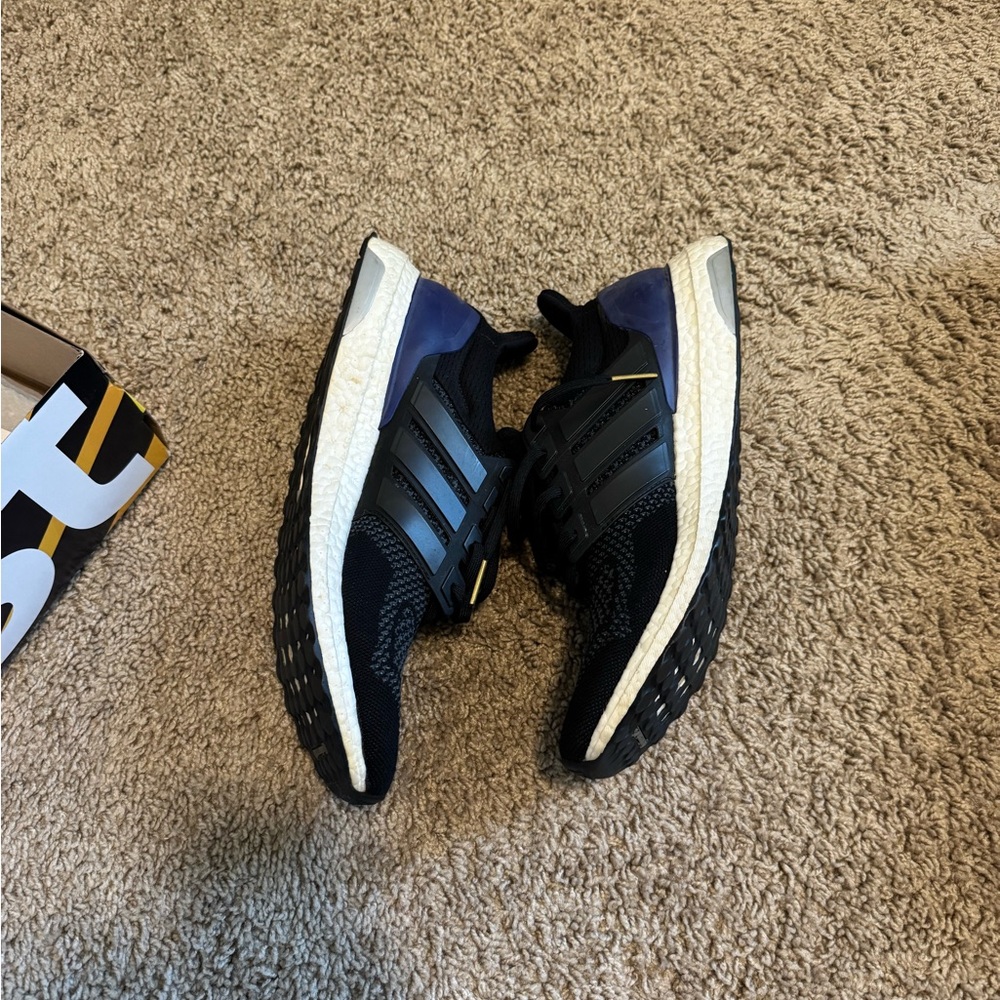 Adidas Ultraboost 1.0 size 11.5 - Picture 5 of 7